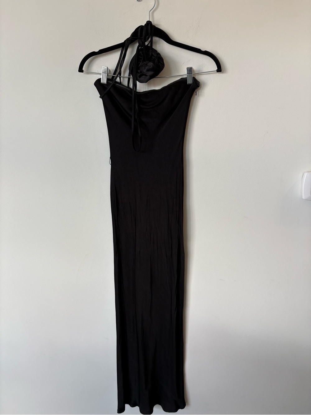 Revolve SNDYS Angel Rosette Black Strapless Silky Maxi Dress with Rose belt Smal - Picture 4 of 7